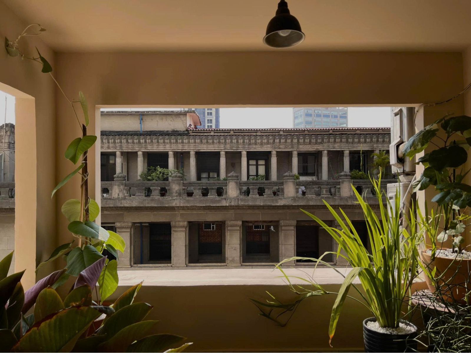 Chi phí dự kiến khi cải tạo quán café từ biệt thự cổ