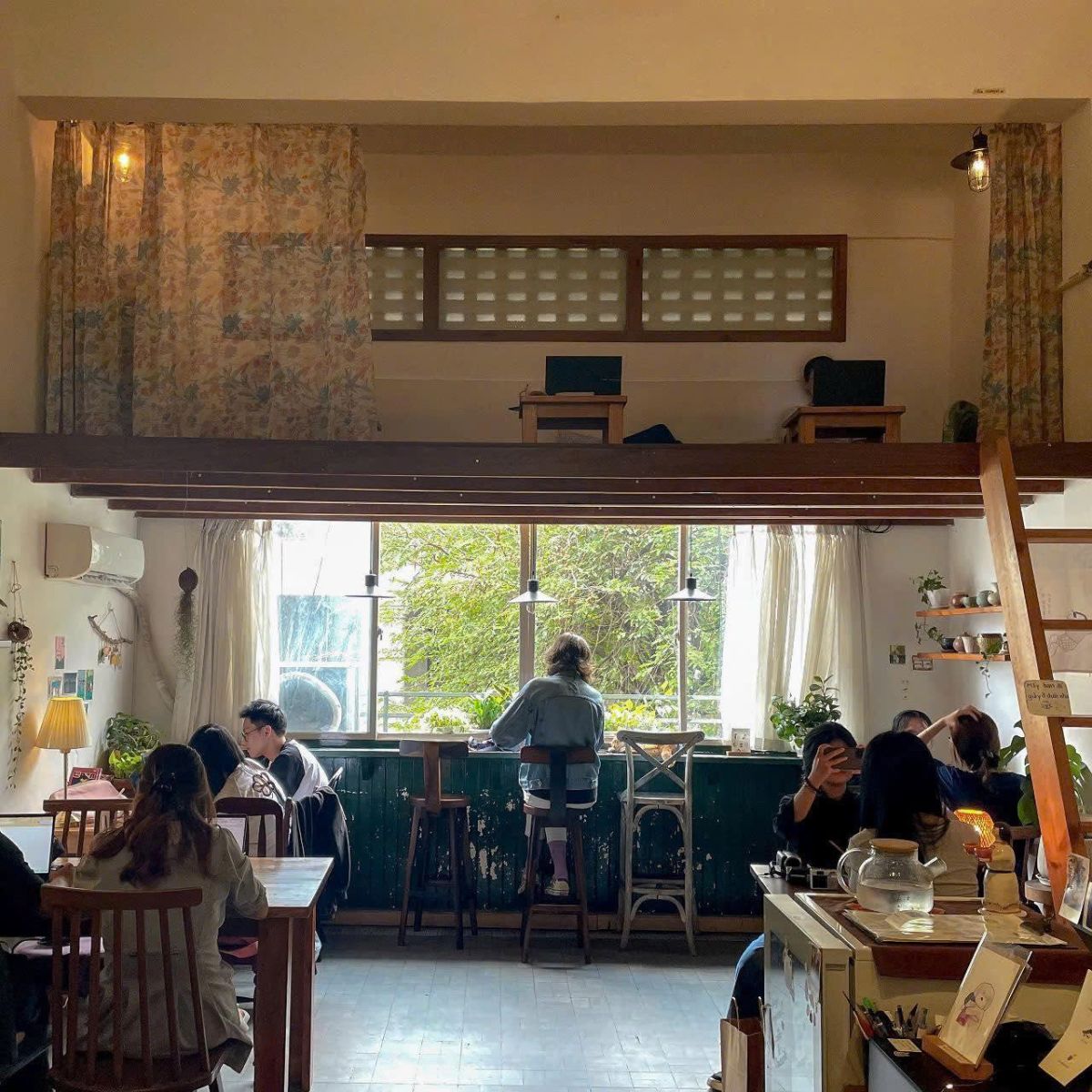 8 lưu ý quan trọng khi cải tạo & thiết kế quán café từ biệt thự cổ