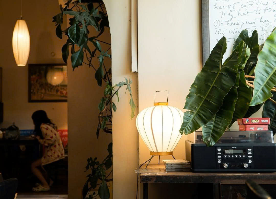 Gợi ý thiết kế biệt thự cổ thành quán café từ Phong Cách Mộc (PCM)