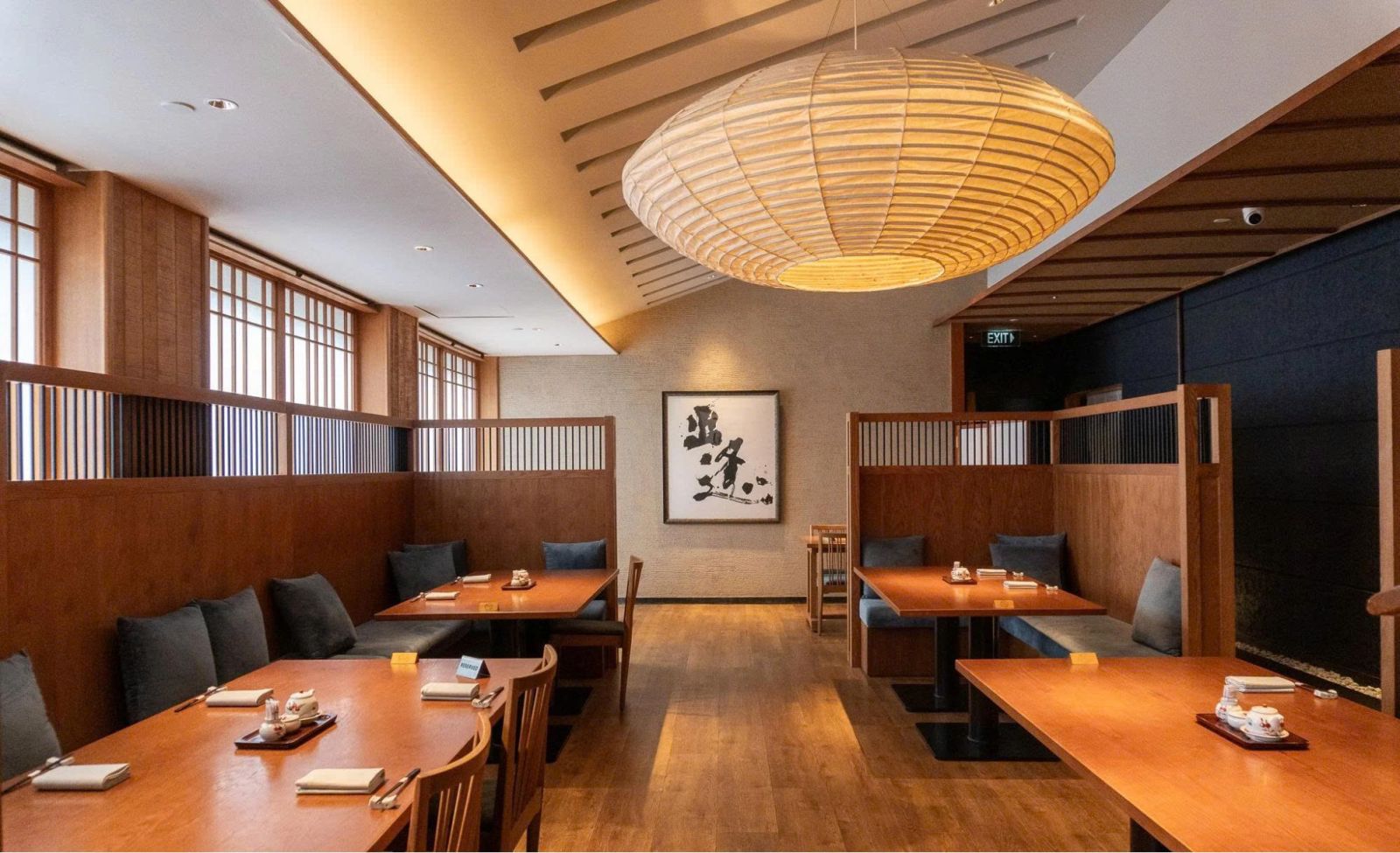 Lưu ý khi chọn đèn thả cho nhà hàng Nhật