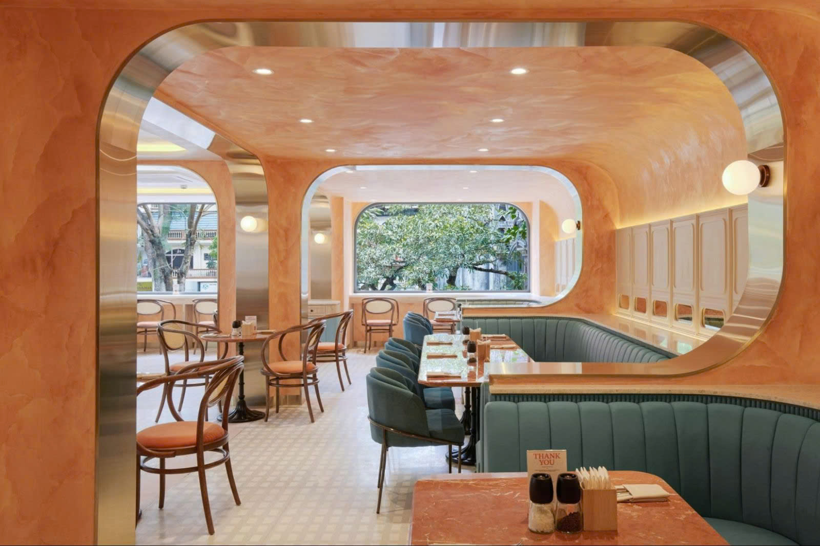 Màu sắc đóng vai trò định hình phong cách