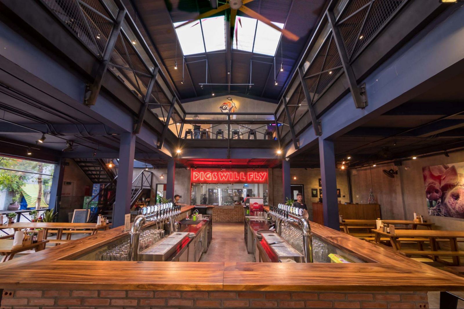 thiet-ke-nha-hang-beer-garden