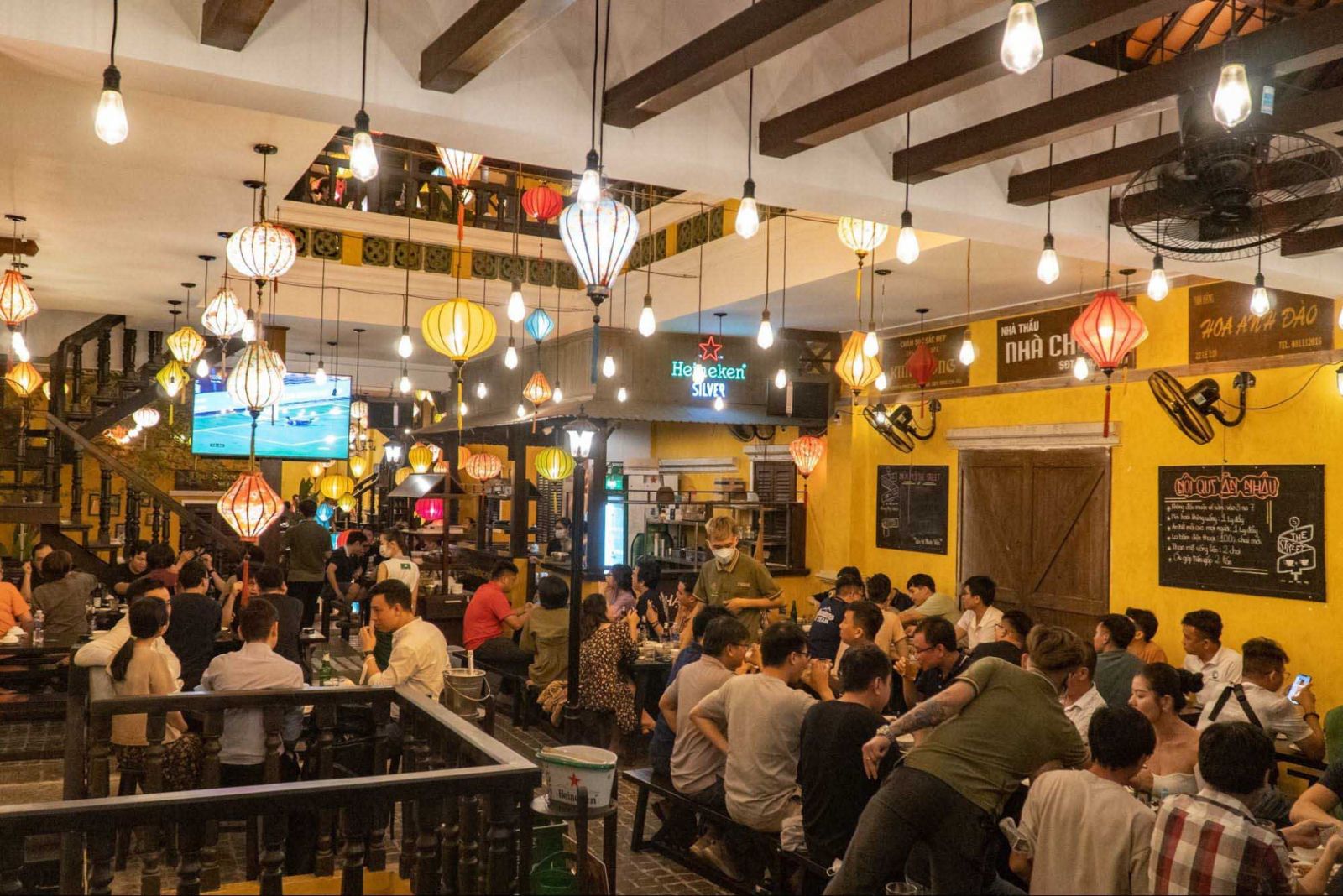 ​ ​ mau-thiet-ke-nha-hang-beer-garden