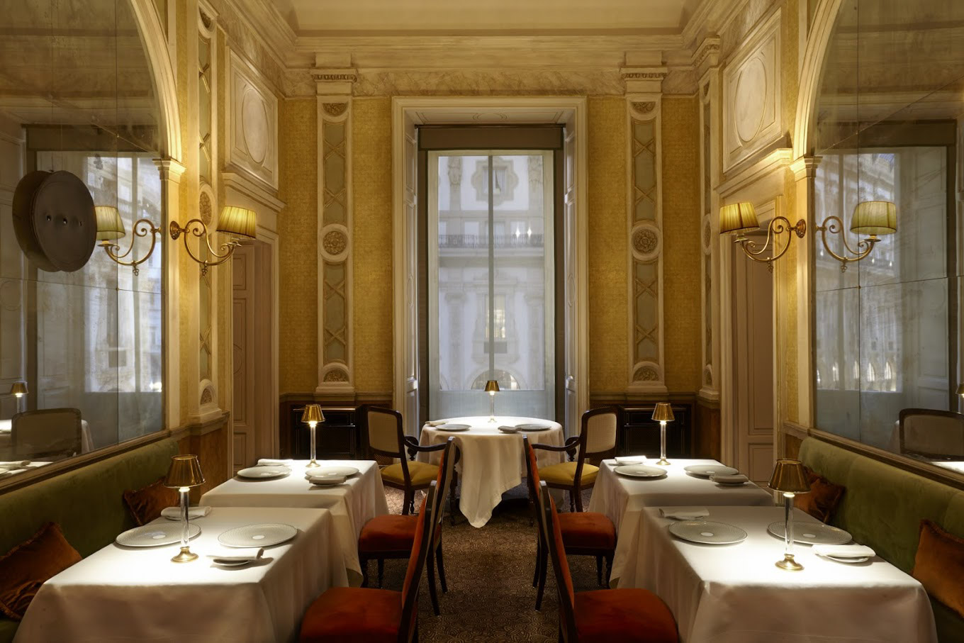 Mẫu thiết kế nhà hàng theo phong cách hiện đại Modernism Italy
